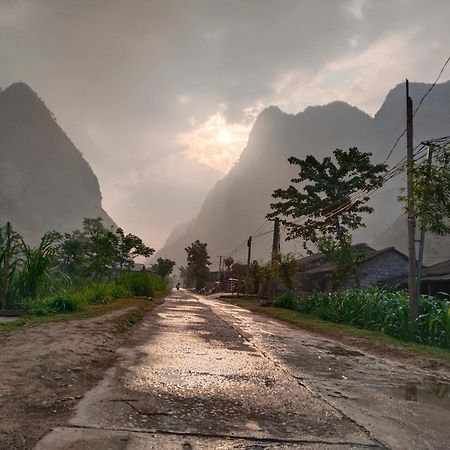 Duong Thuong - Eco House Lägenhet Làng Cac Exteriör bild