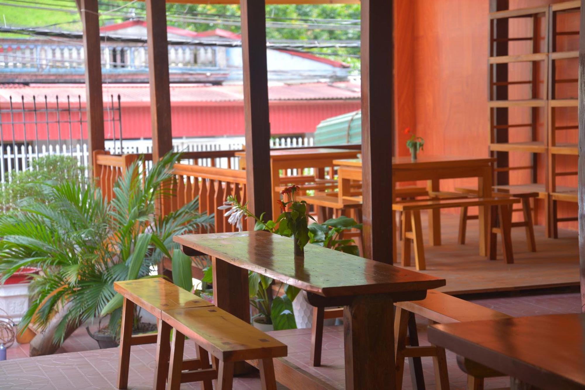 Duong Thuong - Eco House Lägenhet Làng Cac Exteriör bild