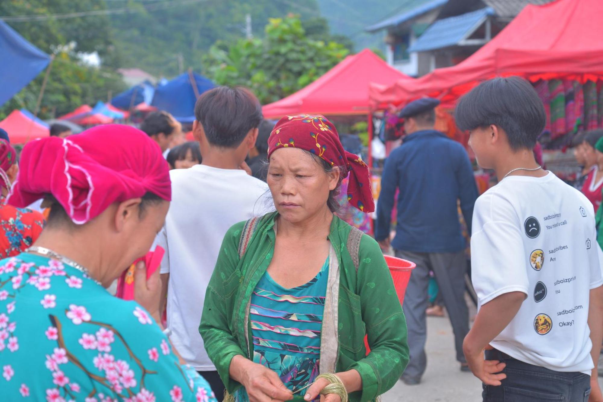 Duong Thuong - Eco House Lägenhet Làng Cac Exteriör bild