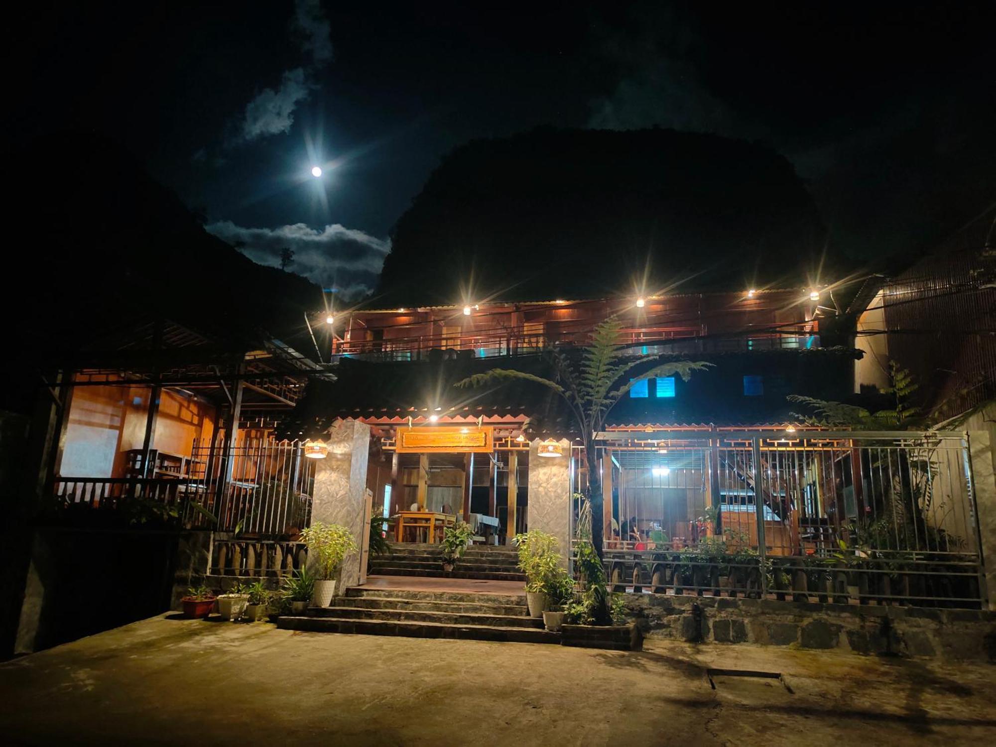 Duong Thuong - Eco House Lägenhet Làng Cac Exteriör bild