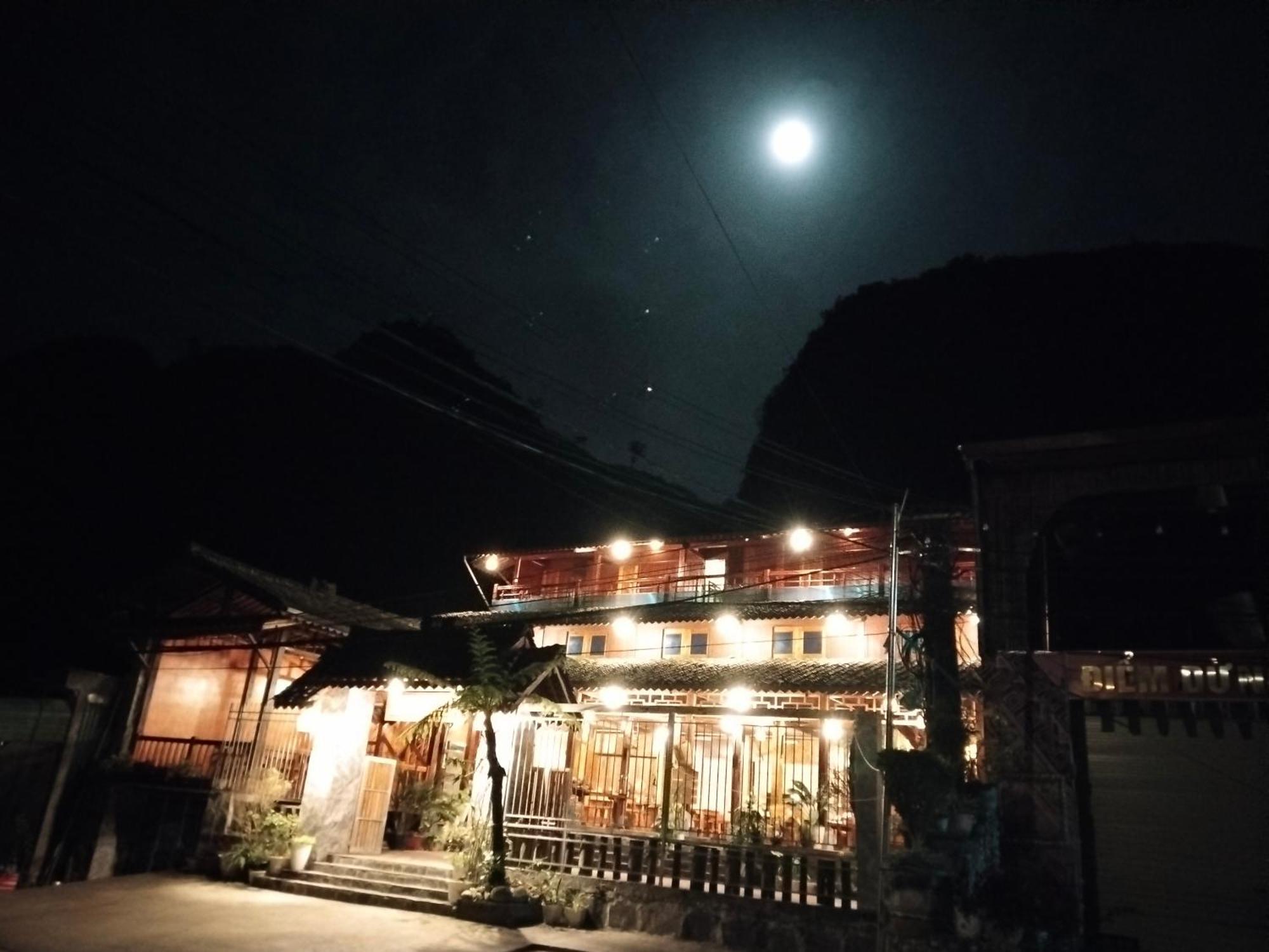 Duong Thuong - Eco House Lägenhet Làng Cac Exteriör bild